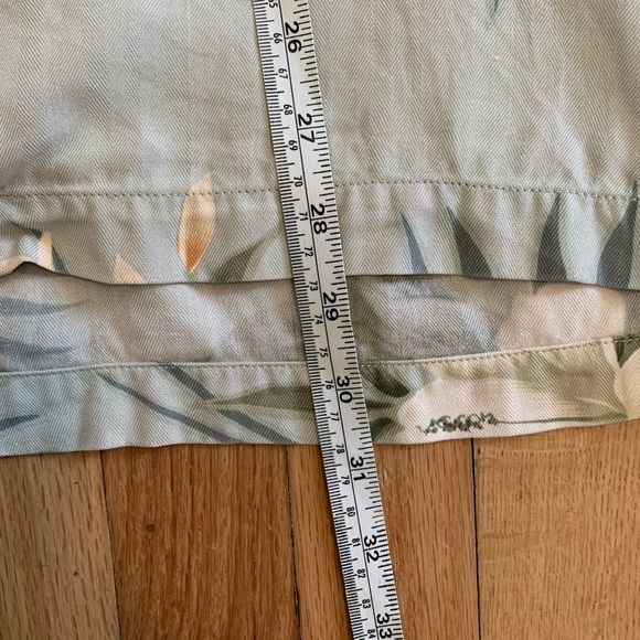 Men’s Tommy Bahama Silk Hawaiian Floral Button Down Shirt XL - Picture 12 of 12